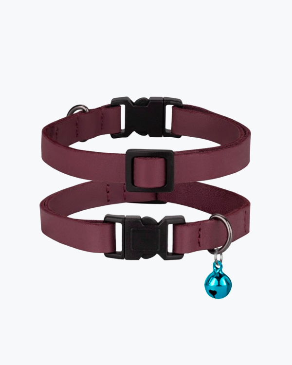 Нашийник для котів BronzeDog Crazy шкіряний плоский, з блакитним дзвіночком, бордо, XS