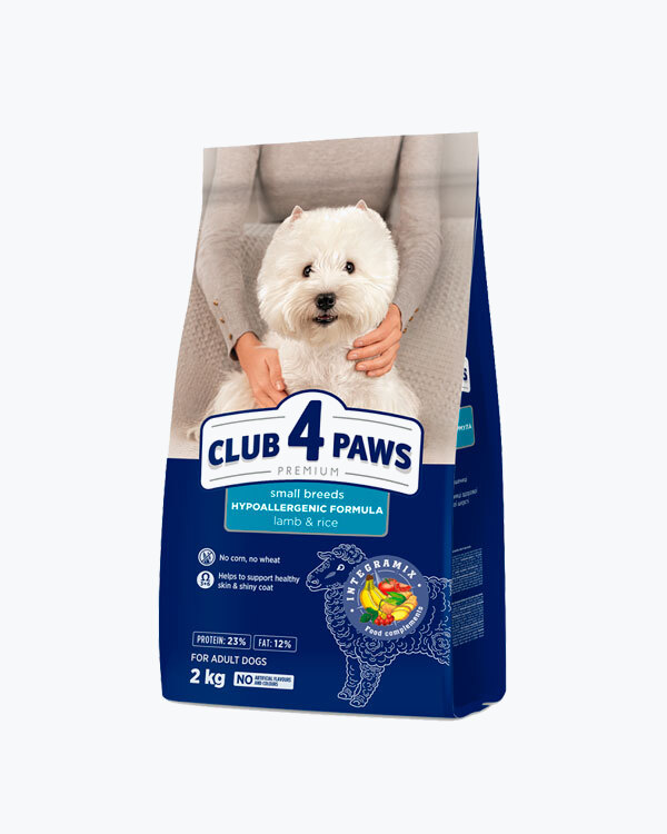 Сухий корм Club 4 Paws для дорослих собак дрібних порід, з ягням та рисом, 2 кг